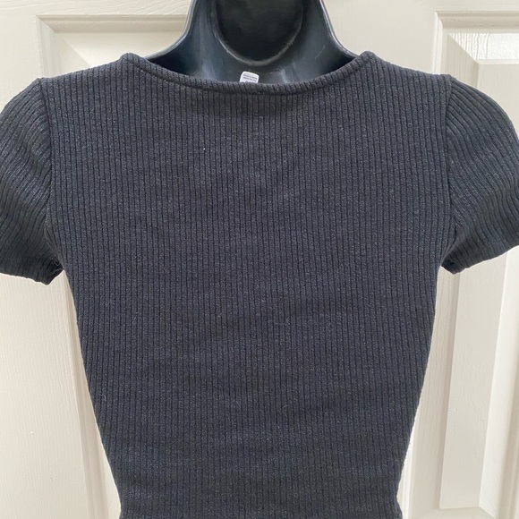 Wrap short sleeve top - Picture 2 of 2